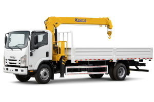 Бортовой ISUZU ELF 700P с КМУ XCMG SQS125 5т